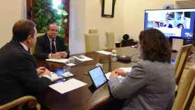 Reunión virtual de Page con los representantes de las entidades financieras de Castilla-La Mancha