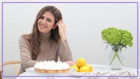 Paula Babiano, con una de las tartas que hace.