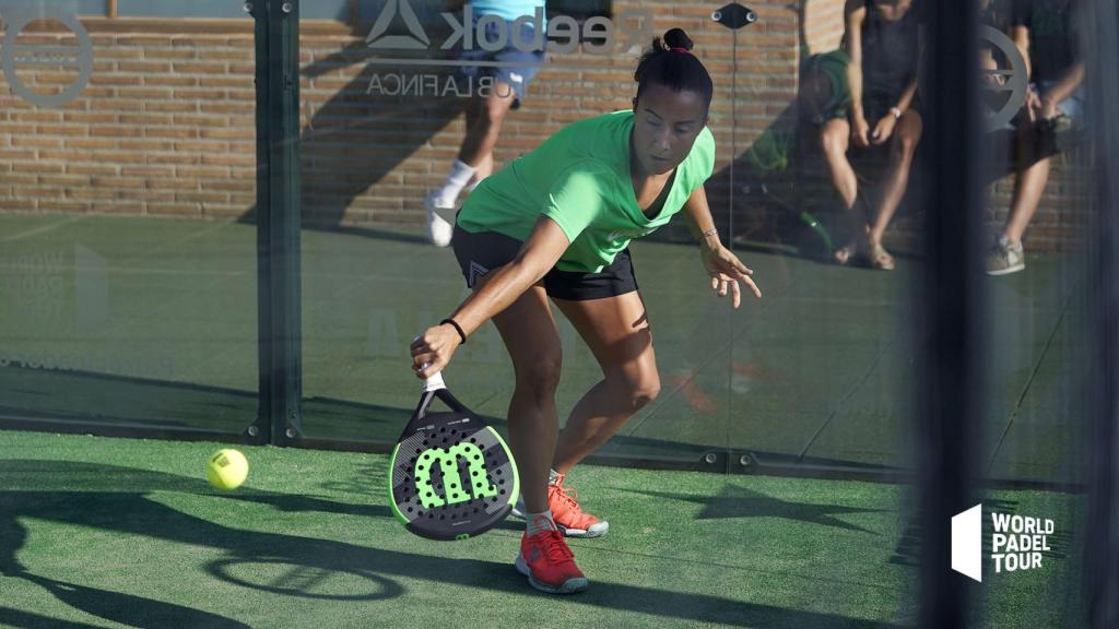 Sandra Bellver, en un partido del World Padel Tour