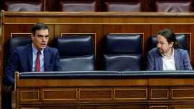 Pedro Sánchez y Pablo Iglesias durante el Pleno para prorrogar el estado de alarma.