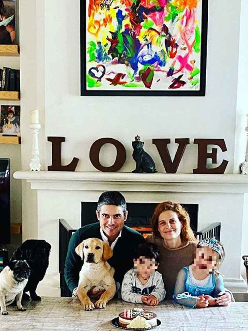 La familia Porras-Figueroa y de Borbón en el cumpleaños de Olivia.