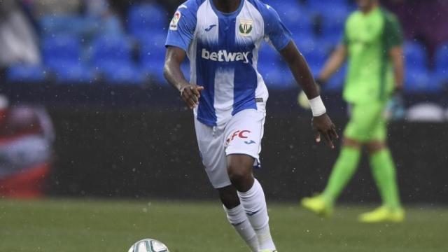 Chidozie Awaziem, en un partido del Leganés