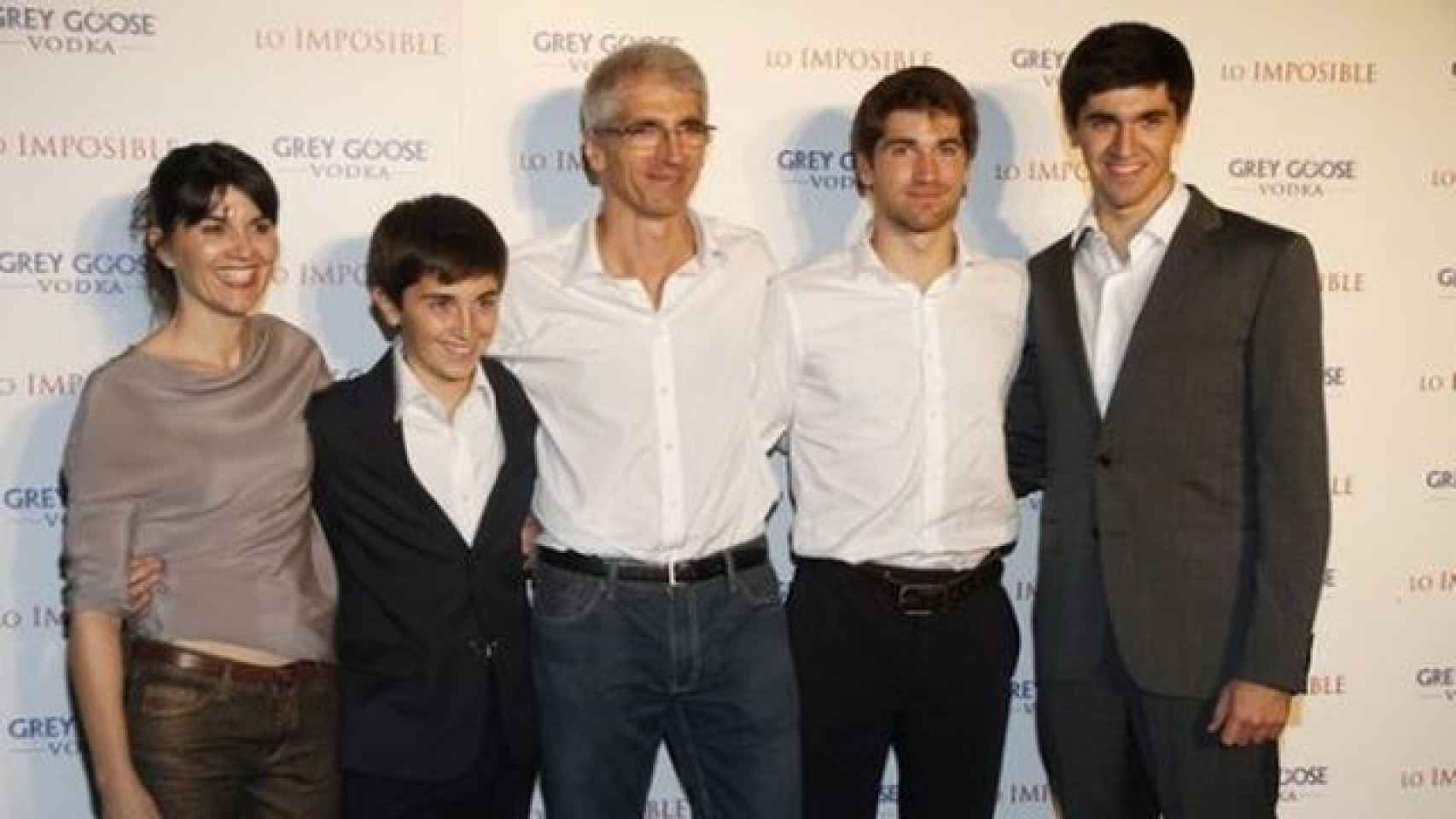 La familia Álvarez Belón al completo. De izquierda a derecha: María (la madre), Simón (el pequeño), Enrique (el padre), Lucas (el mayor) y Tomás.