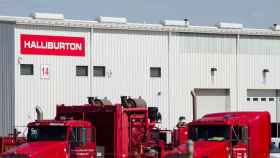 FILE PHOTO: Idle oil production equipment is seen in a Halliburton yard in Williston
