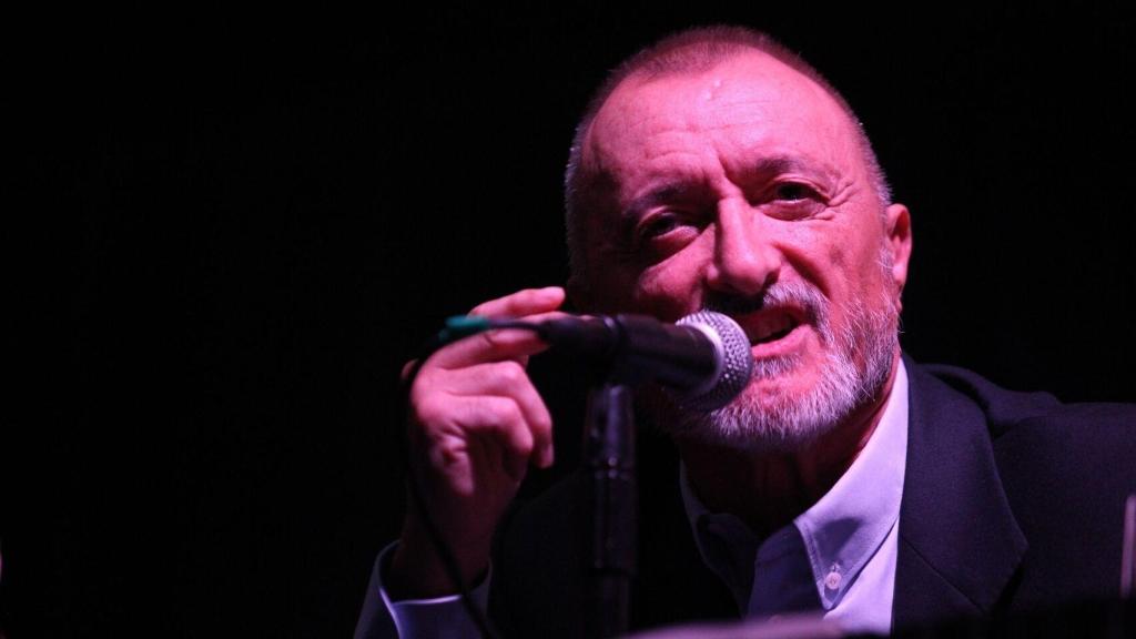 Pérez-Reverte.