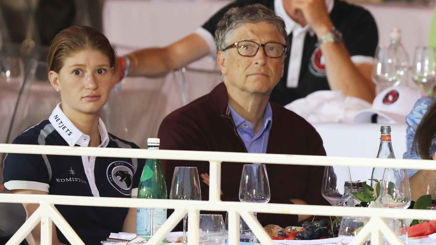 Jennifer y Bill Gates en una competición de hípica.