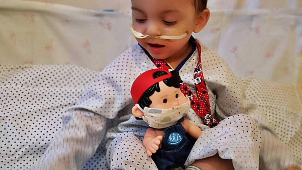 Victor, durante su ingreso en el Hospital Universitario La Paz.