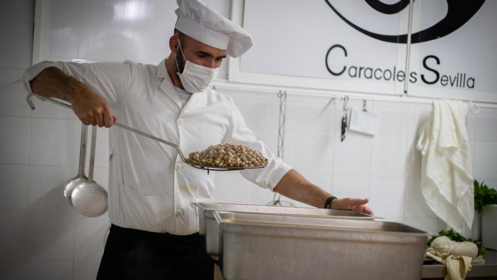 Manuel Felipe López, creador de 'Caracoles Sevilla'.