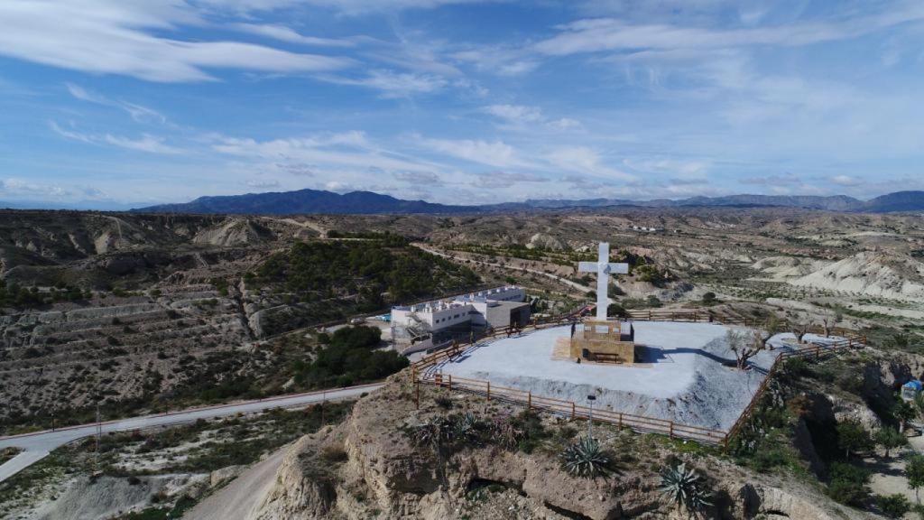 El 'Mini-Valle de los Caídos' de Albox.