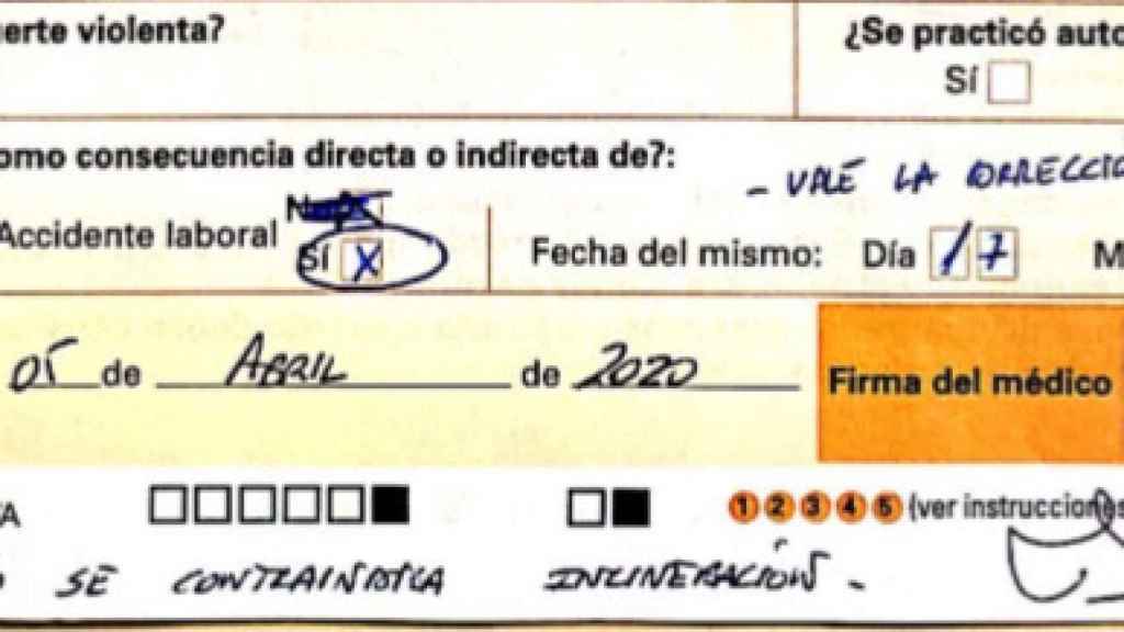 Certificado de defunción de Luis Pérez, donde se establece que murió en un accidente laboral.