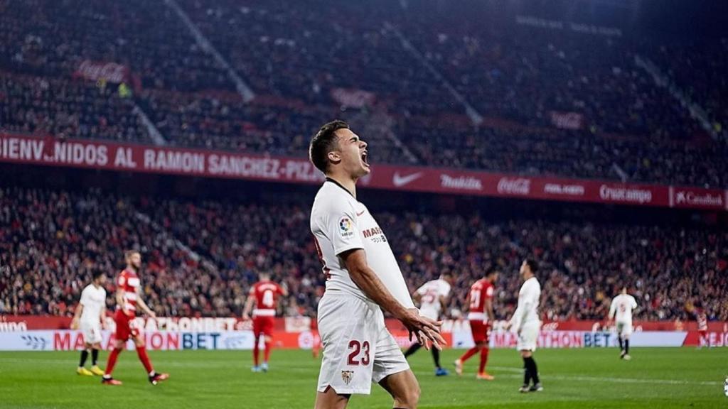 Reguilón, con el Sevilla