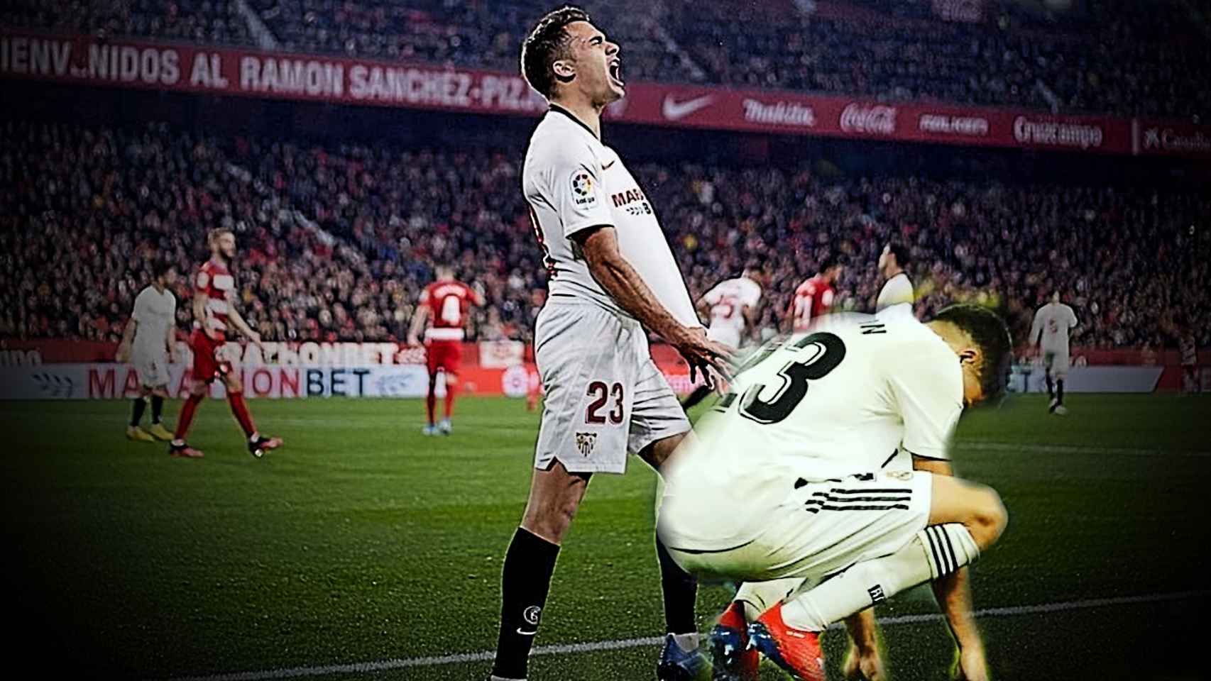 Sergio Reguilón, durante un partido con el Sevilla y con el Real Madrid