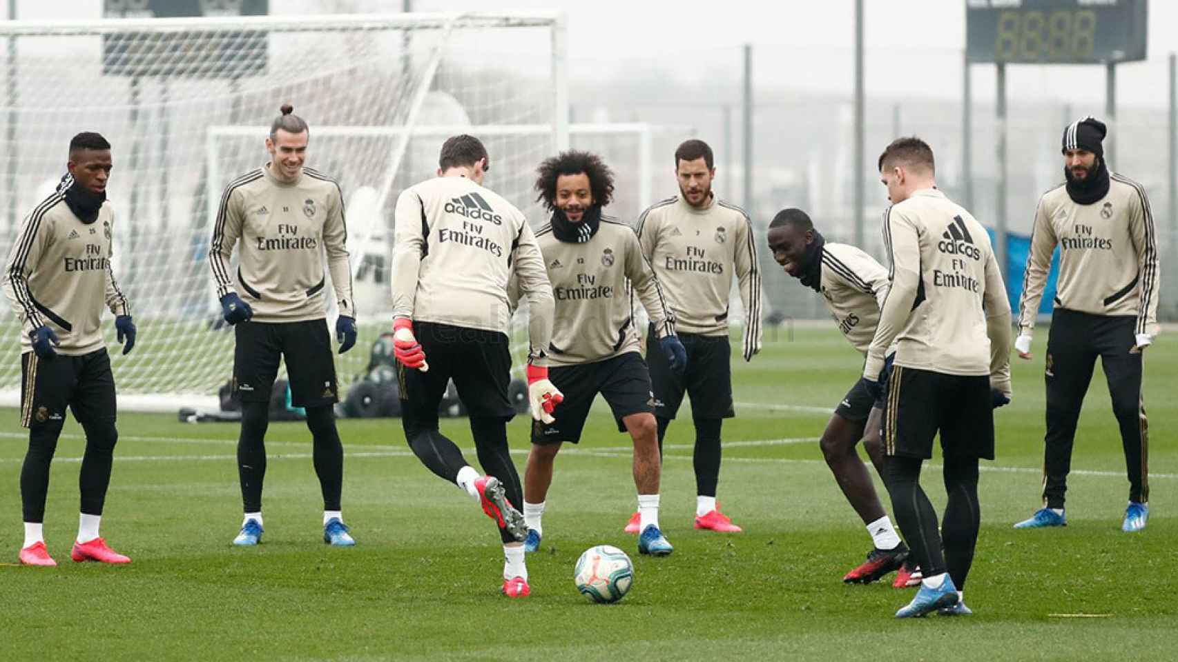 El Real Madrid durante un entrenamiento de esta temporada