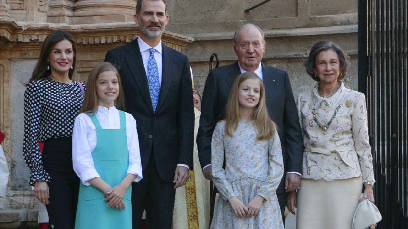 Si Felipe VI decide apartar a Juan Carlos, Sofía seguiría siendo parte de la Casa Real.