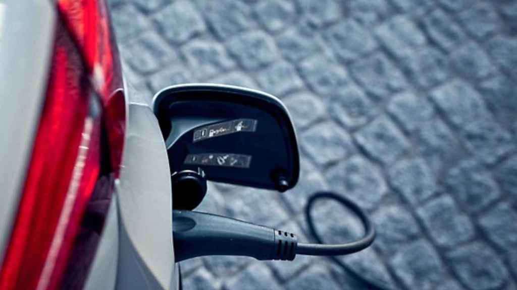 Mercedes-Benz produjo coches de hidrógeno de celda de combustible