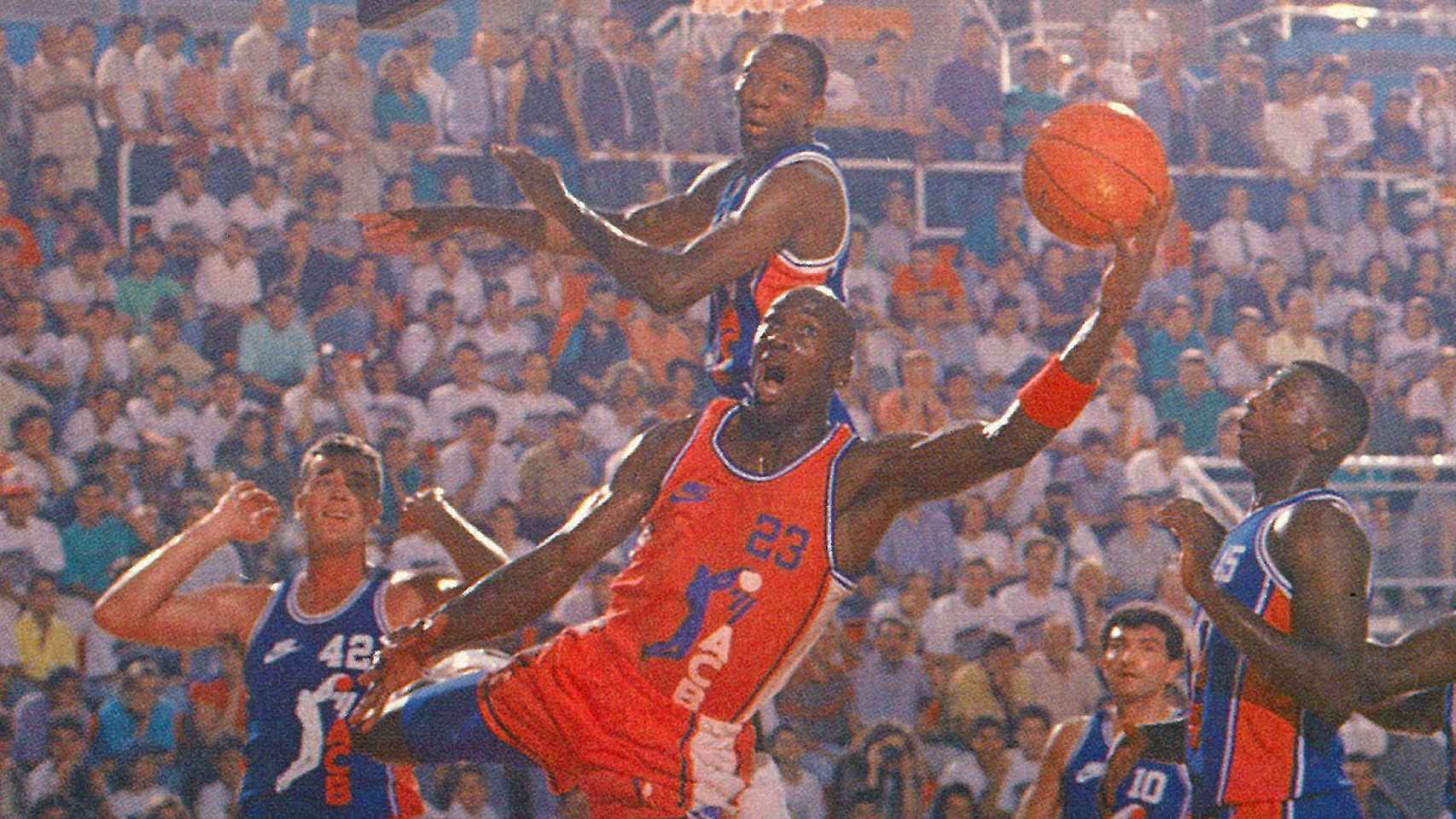 Michael Jordan jugó un amistoso de la ACB en 1990