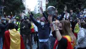 Manifestantes contra el Gobierno en el centro de Madrid.