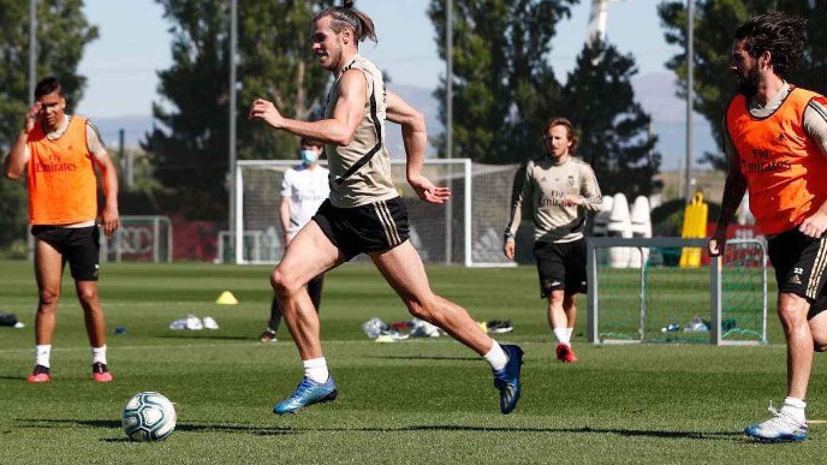 Casemiro, Gareth Bale, Luka Modric e Isco Alarcón, durante el entrenamiento