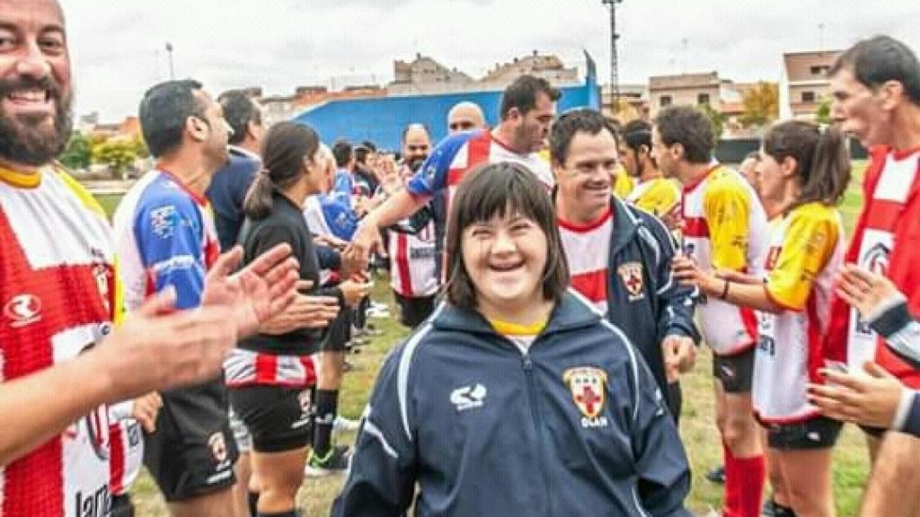 Esther, jugadora del URA Almería, sonríe al término del partido