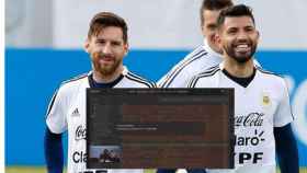 Sergio Agüero, Leo Messi y su conversación durante una partida de eSports