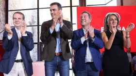 Abel Caballero, Pedro Sánchez, Emiliano García-Page y Milagros Tolón, en un acto del PSOE celebrado en Toledo (Foto: Ó. HUERTAS)