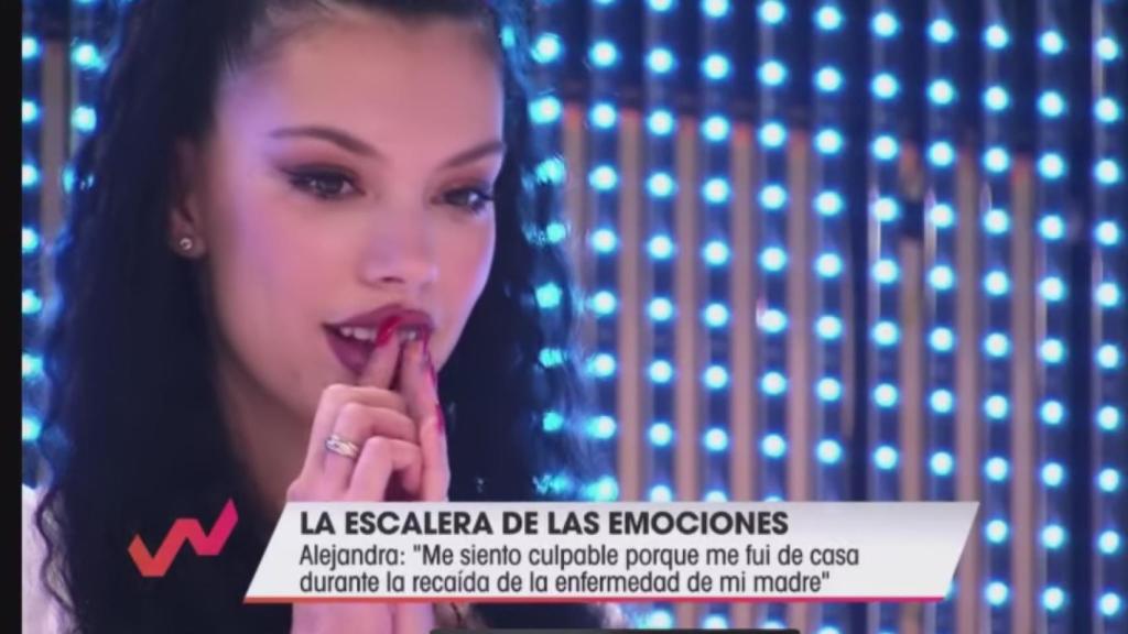 Alejandra estuvo al borde de las lágrimas durante su confesión.