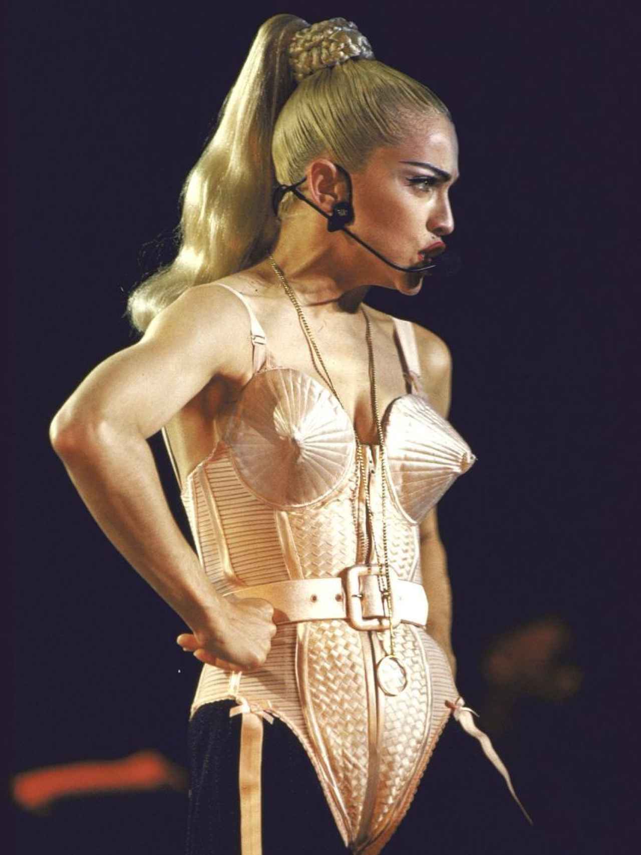 Madonna, con los sujetadores de Jean Paul Gaultier.