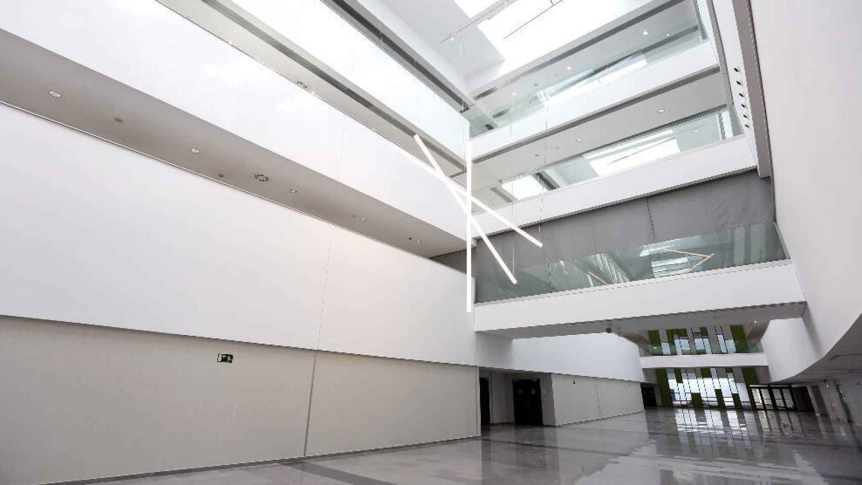 El hall del nuevo hospital de Toledo. Foto: Ó. HUERTAS.