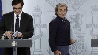 El Ministro de Sanidad, Salvador Illa, y Fernando Simón, en una imagen de archivo