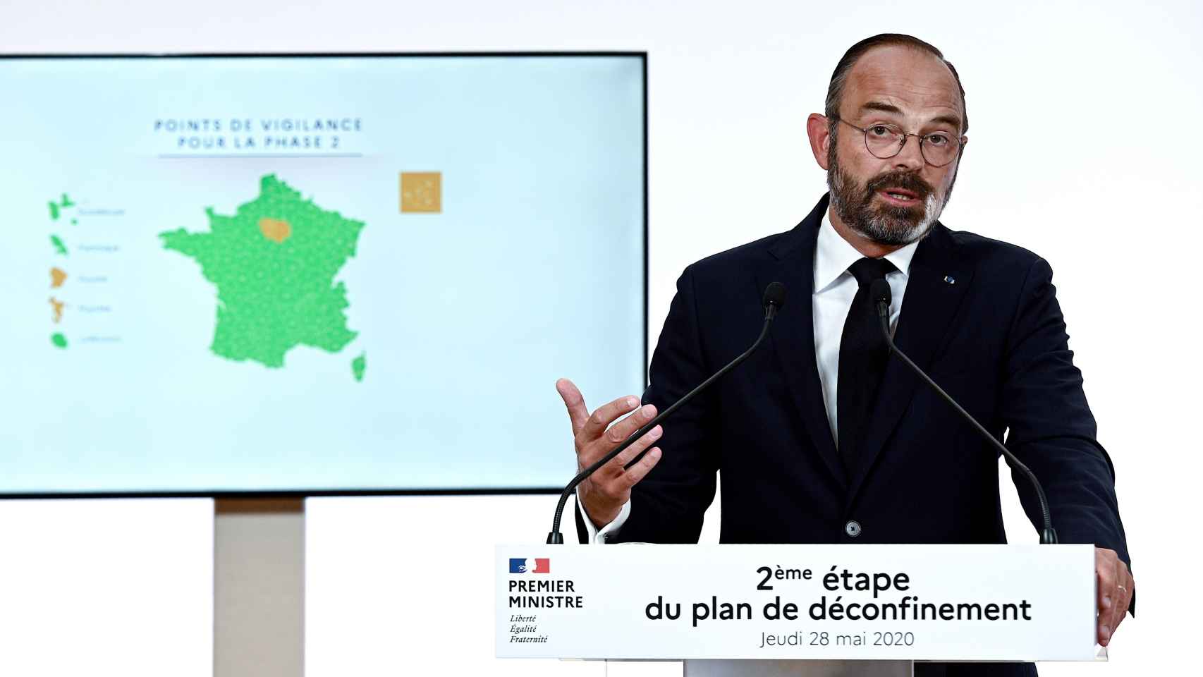 El primer ministro francés explica la evolución de la epidemia
