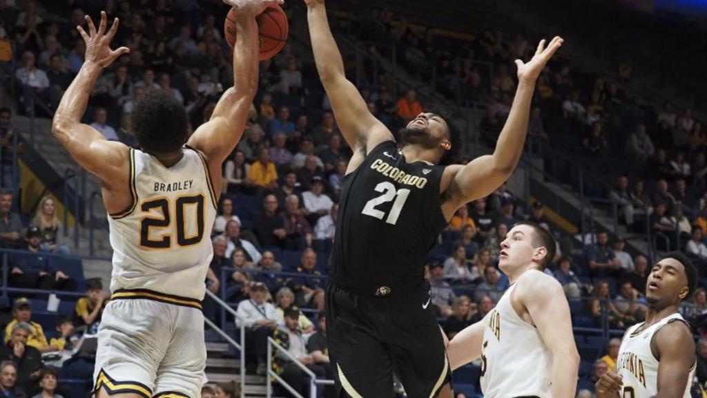 Dos equipos de la NCAA de baloncesto, durante un partido de la 2019/2020