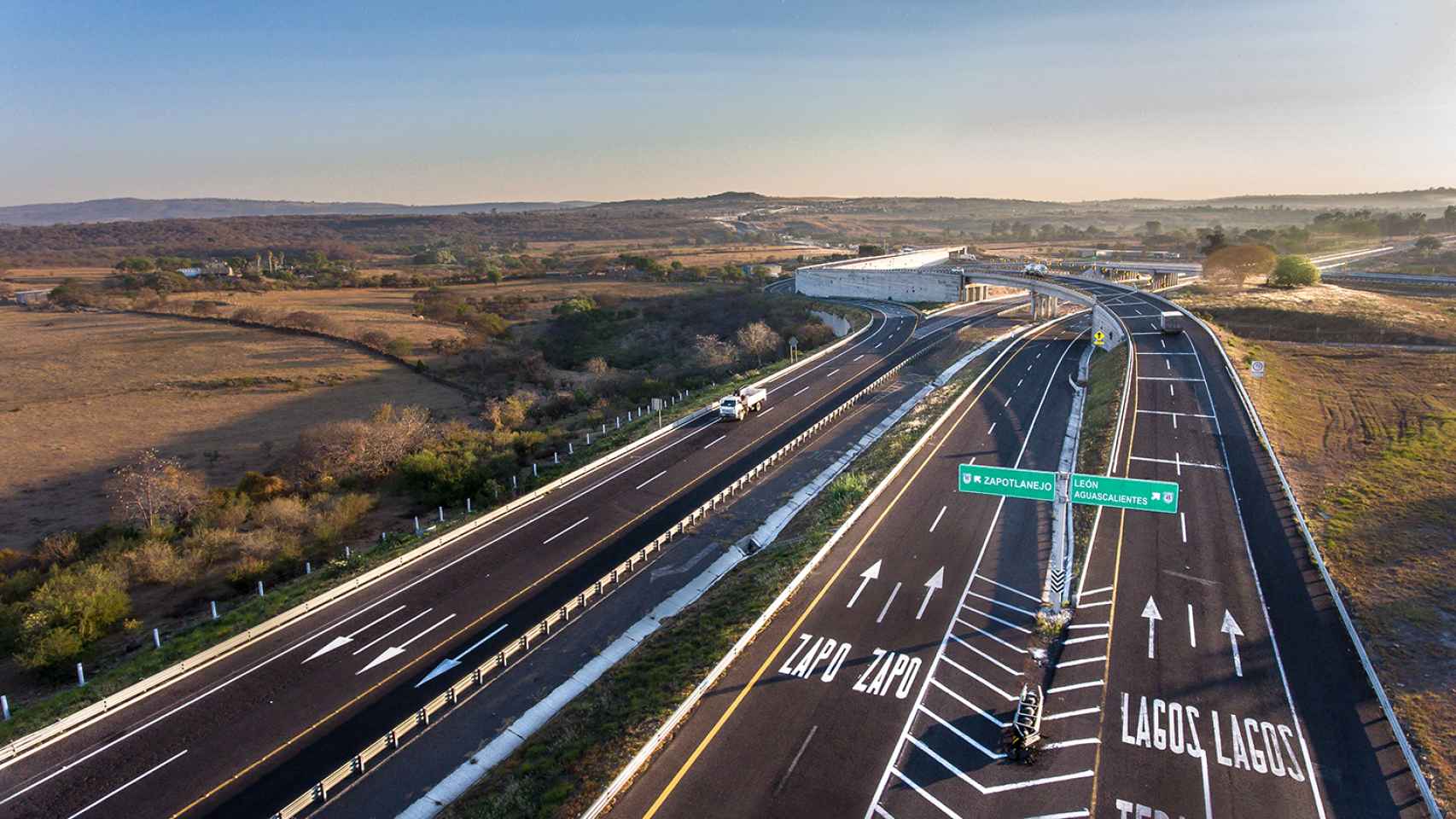 Imagen de una autopista operada por Abertis.