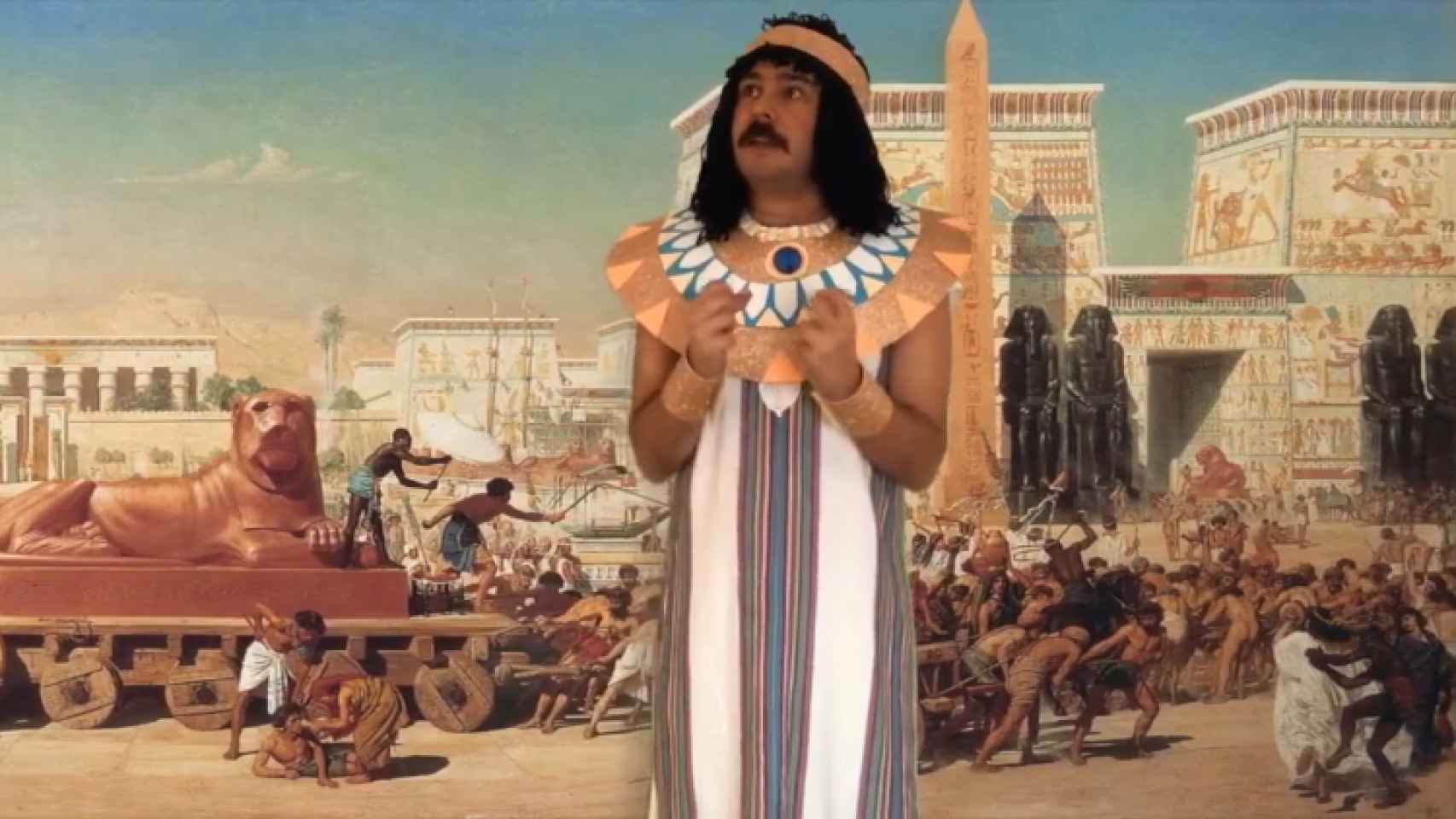 El profesor de Historia Paco Pajuelo disfrazado de Cleopatra.