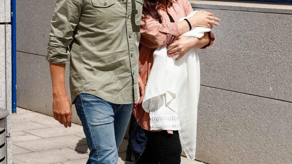 La pareja ya está en casa con su primera hija en común.