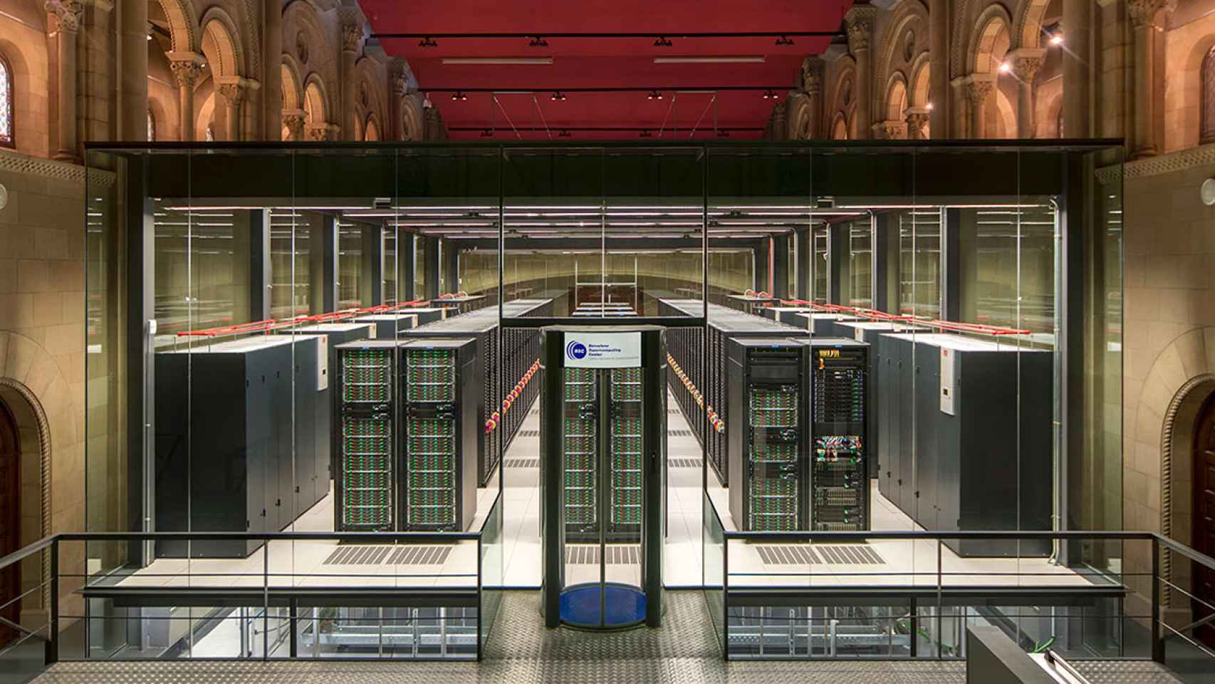 El superordenador Marenostrum 4 en el Barcelona Supercomputing Center - Centro Nacional de Supercomputación.