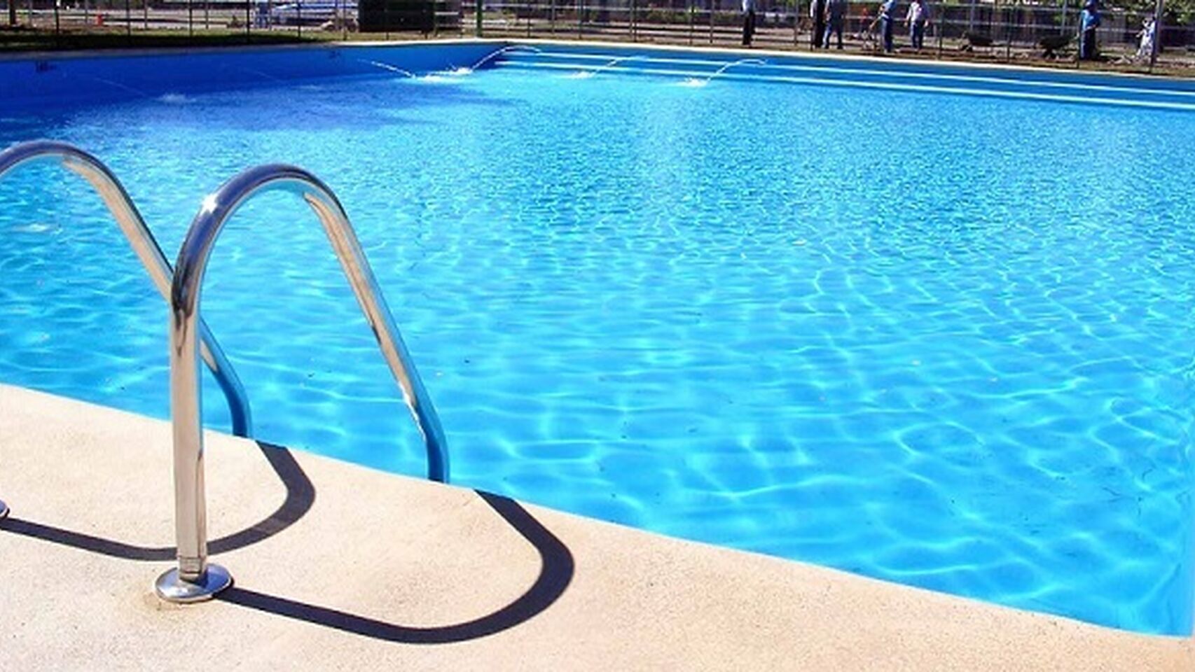 Imagen de una piscina.