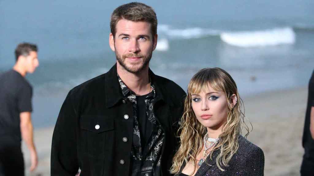 Miley y Liam rompían en 2013 tras posponer su boda.