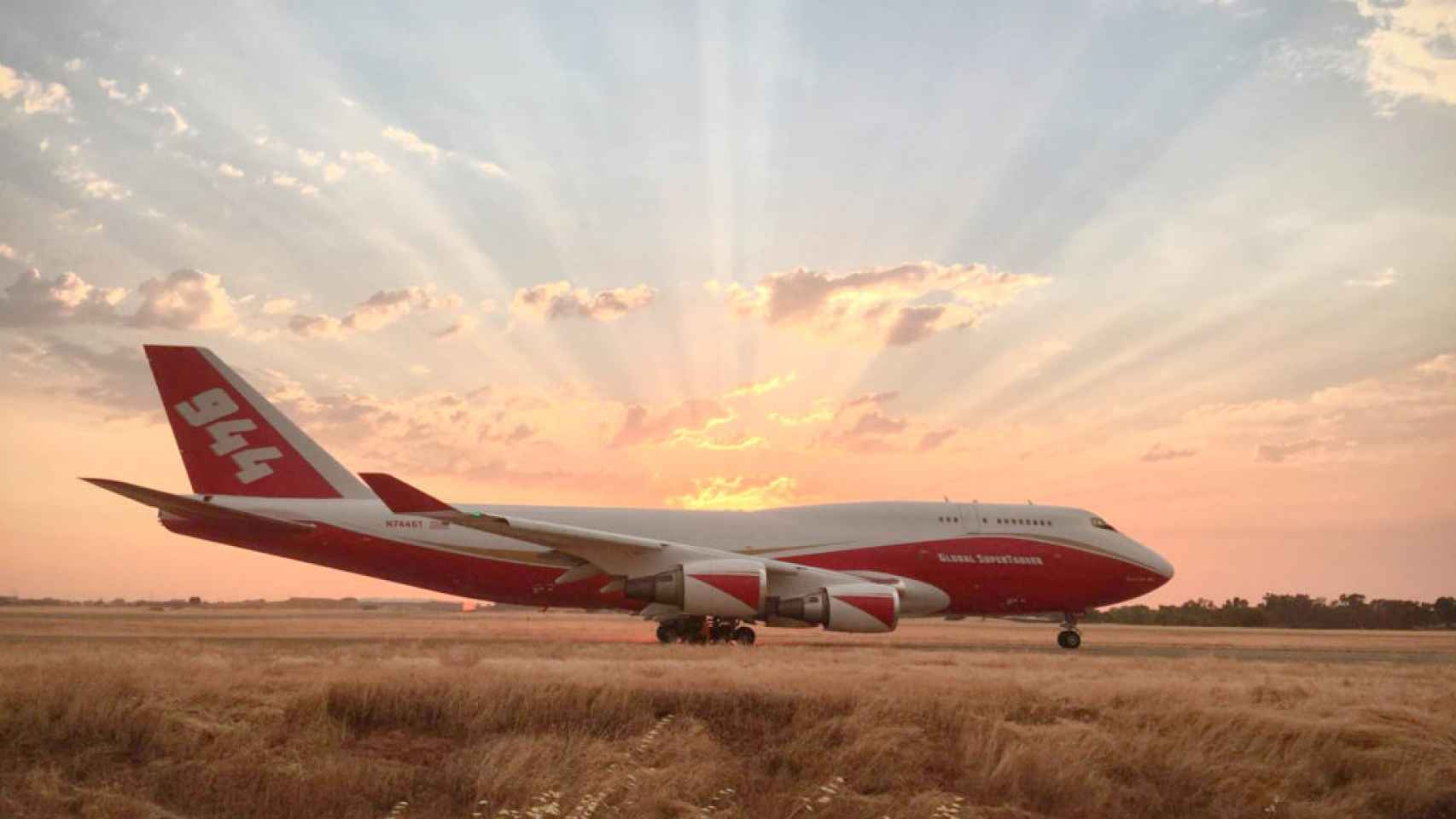 Boeing 747 SuperTanker