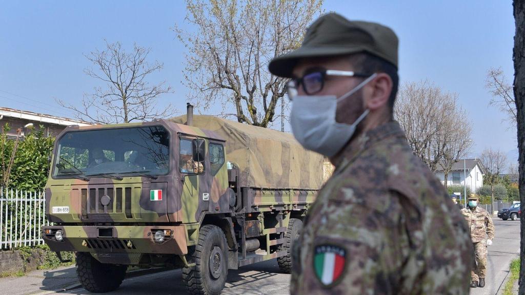 Militares en Bérgamo.