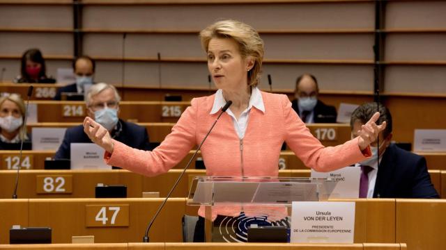 La presidenta Ursula von der Leyen, durante un discurso este miércoles en la Eurocámara