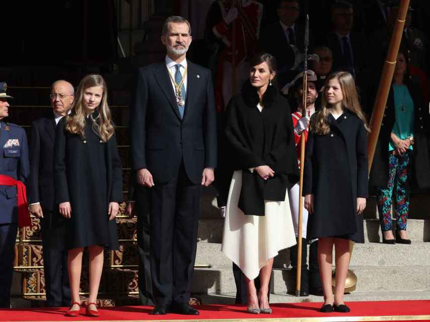 La Familia Real a las puertas del Congreso de los Diputados el pasado mes de febrero.