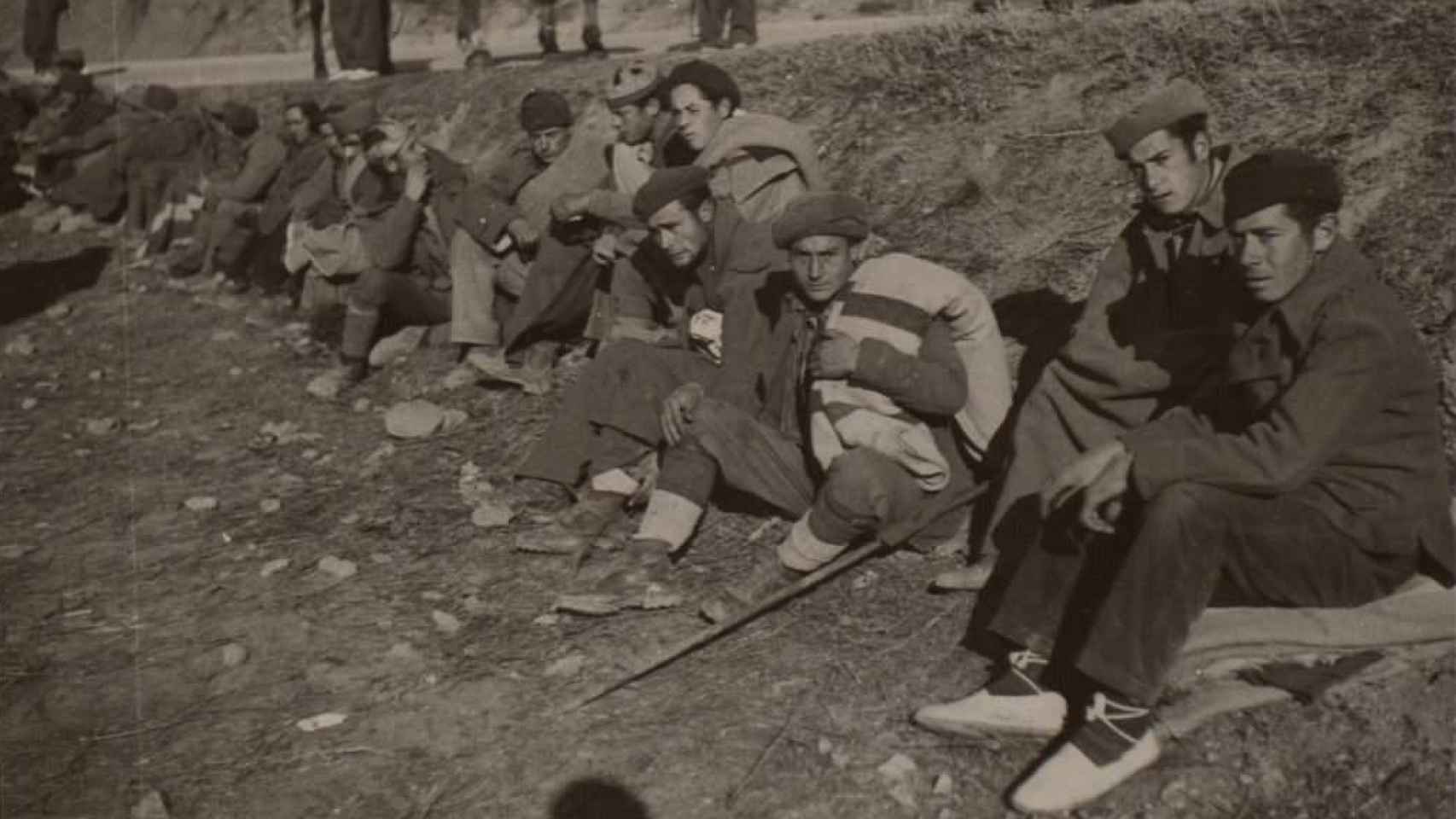 Soldados franquistas hechos presos en Teruel.