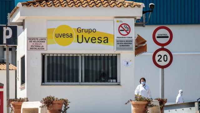 La empresa cárnica de Rafelbuñol (Valencia), donde se han diagnosticado 6 casos de coronavirus. (EFE)