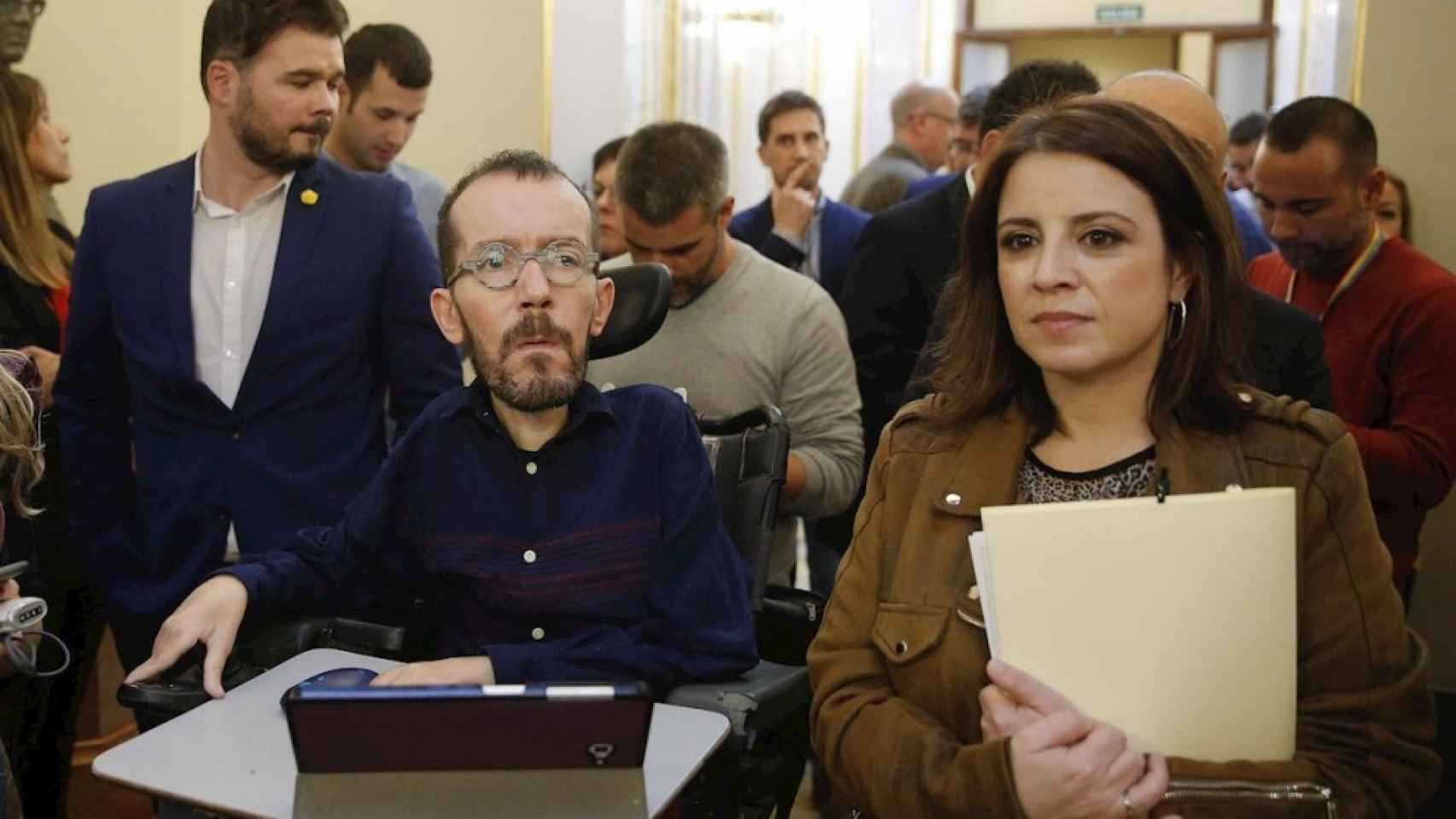 Los portavoces de PSOE y Unidas Podemos en el Congreso, Adriana Lastra y Pablo Echenique.