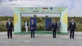 El lehendakari, Iñigo Urkullu, y el presidente de Iberdrola, Ignacio Sánchez Galán, presentan el proyecto fotovoltaica Ekienea.