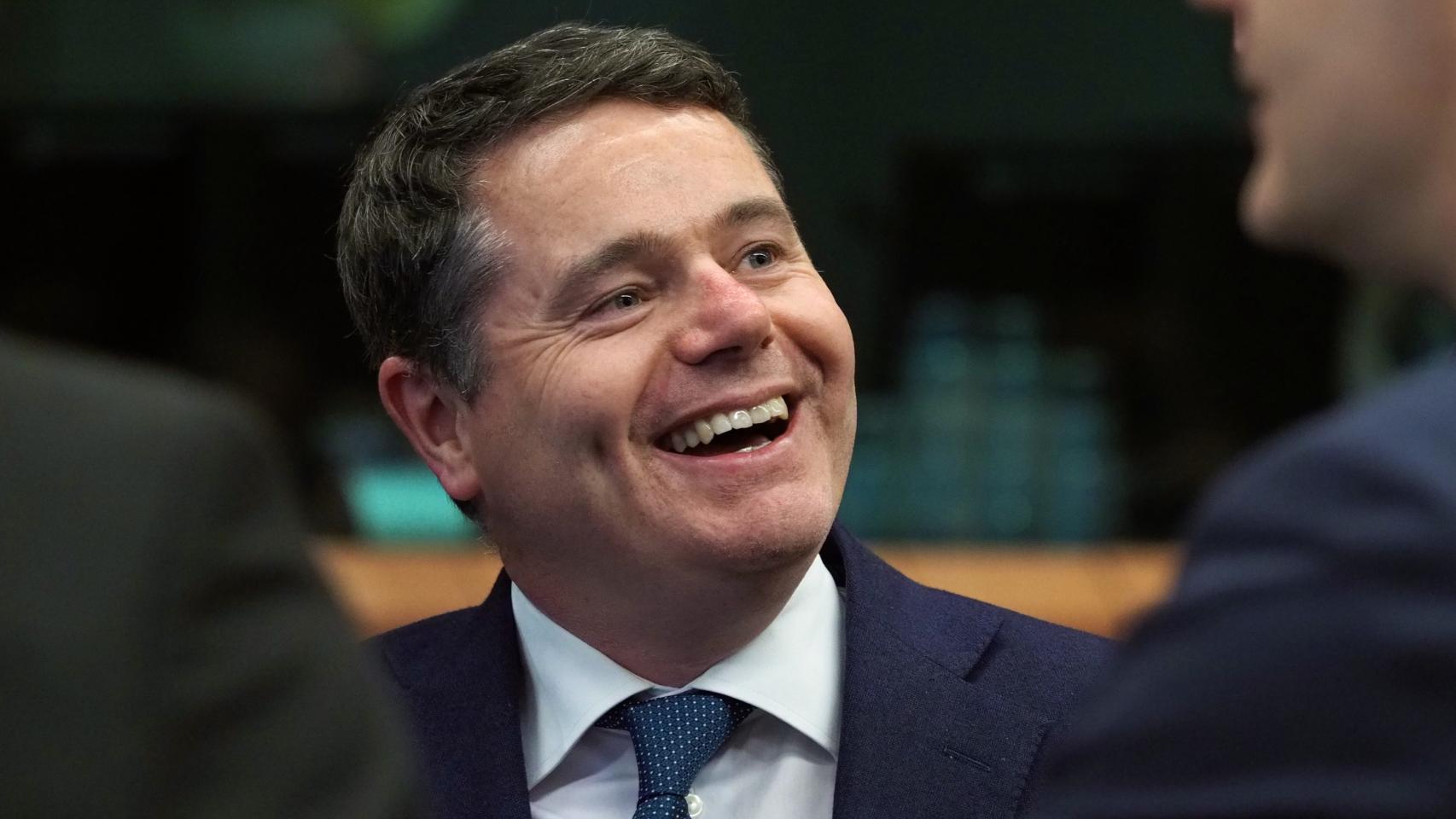 El ministro de Finanzas irlandés, Paschal Donohoe, compite con Calviño por el Eurogrupo