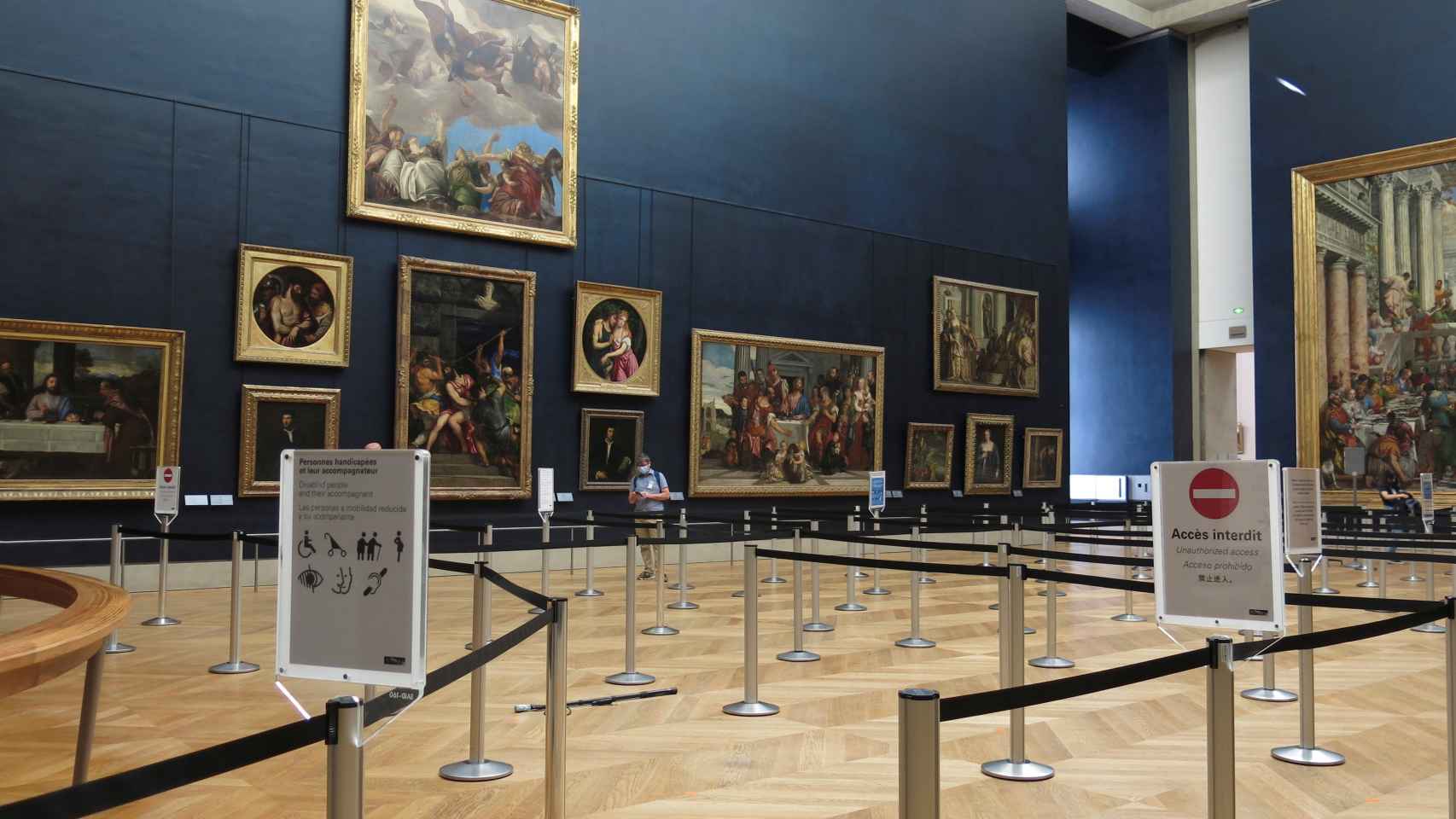 El Museo del Louvre, preparado para la reapertura.