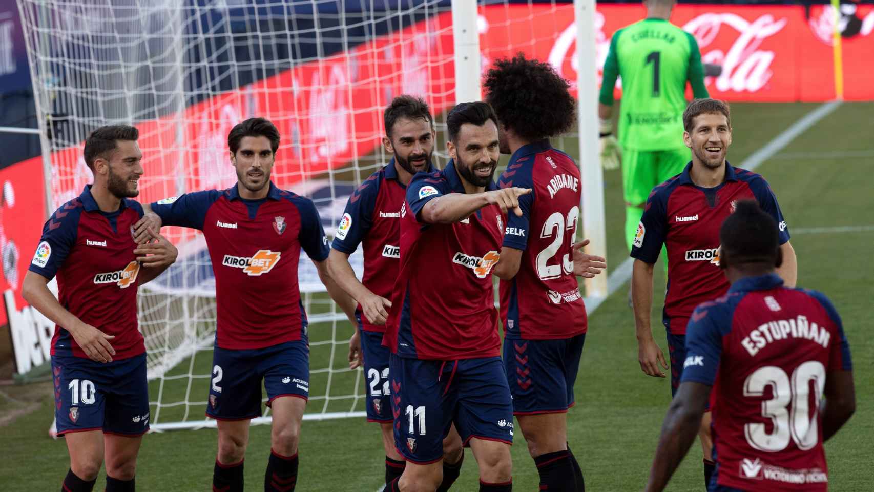 Enric Gallego celebra un gol durante el Osasuna - Leganés
