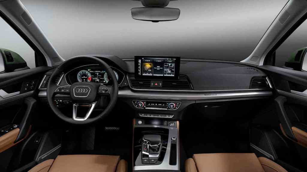 Interior del Audi Q5 de 2021.