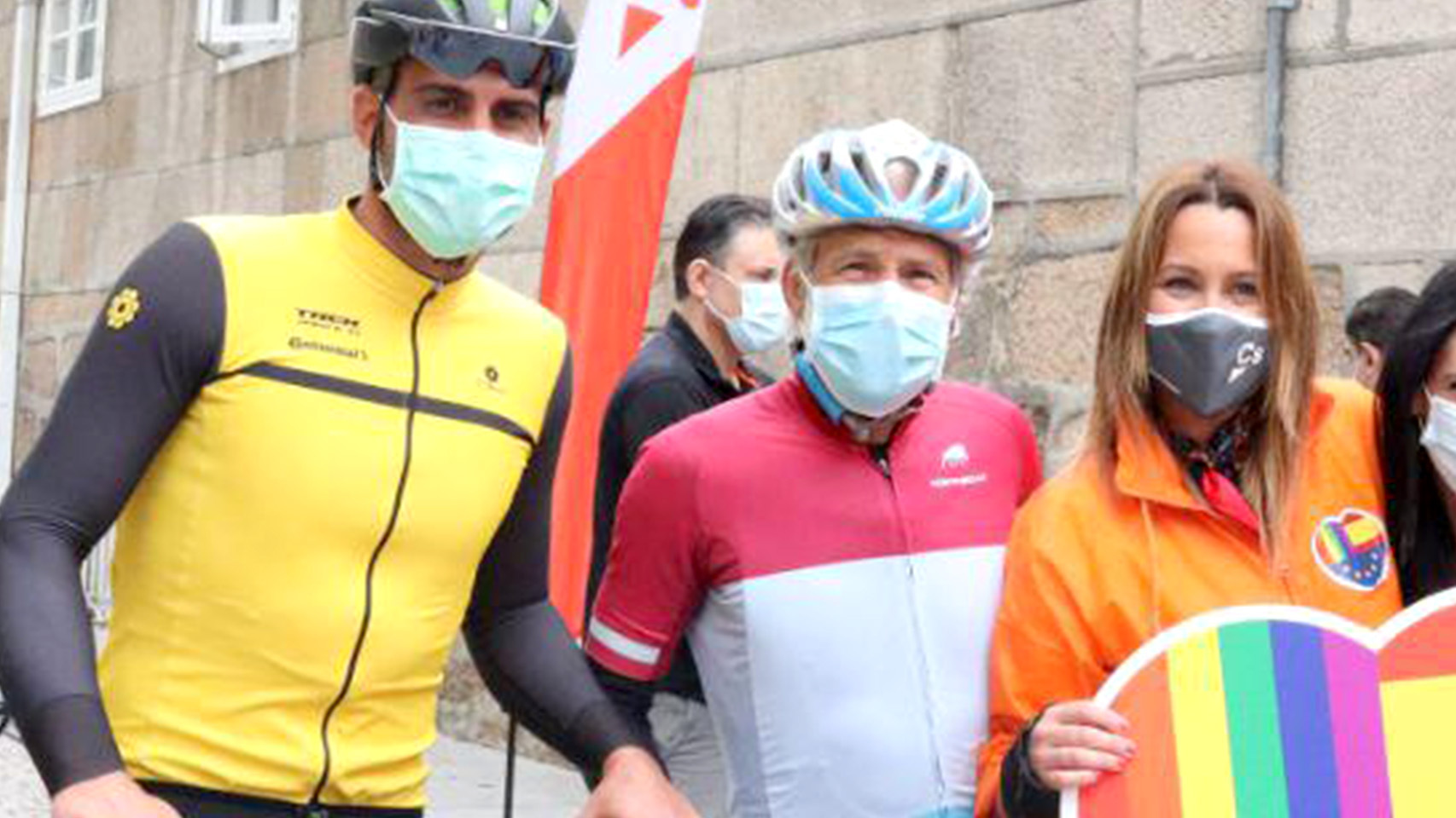 Pereiro y Pino, junto a la candidata de Cs en Galicia, Bea Pino, en un acto electoral.